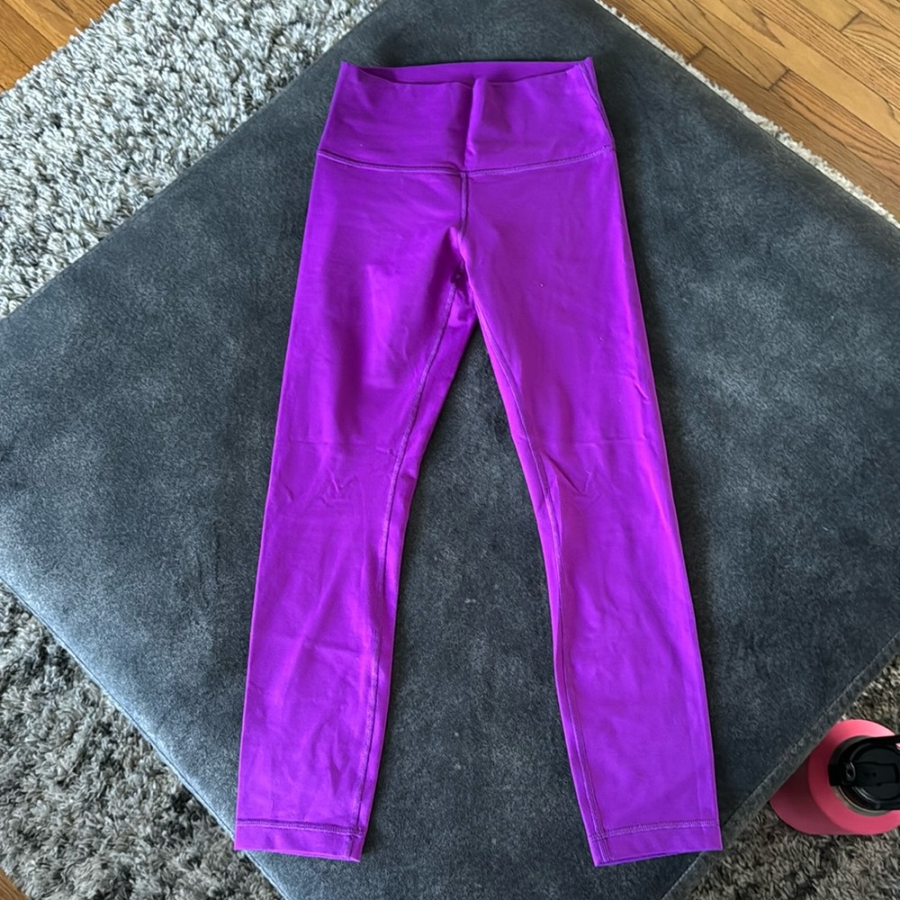 Lululemon leggings size 6